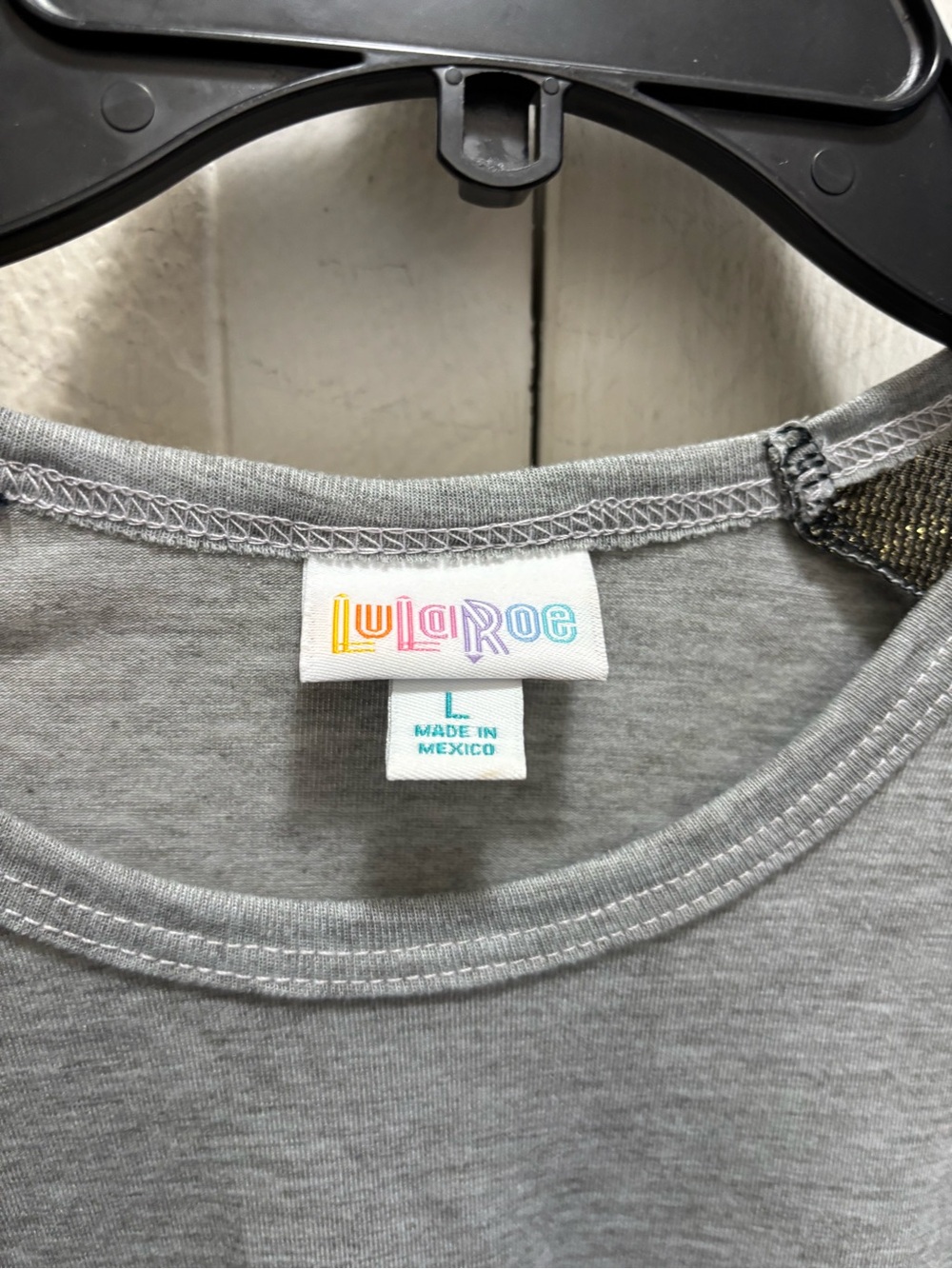 LuLaRoe Gray Tee with Metallic Olive-Gold Sleeves - Picture 3 of 7